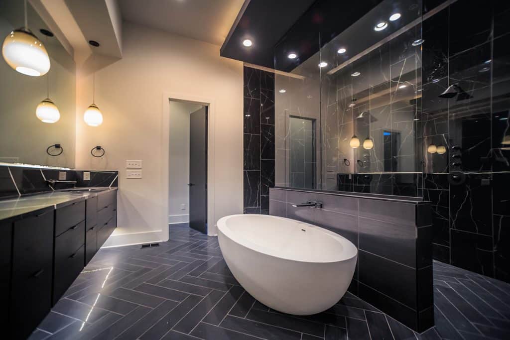 Richland-Builders-346 Richland Building Partners Bathroom