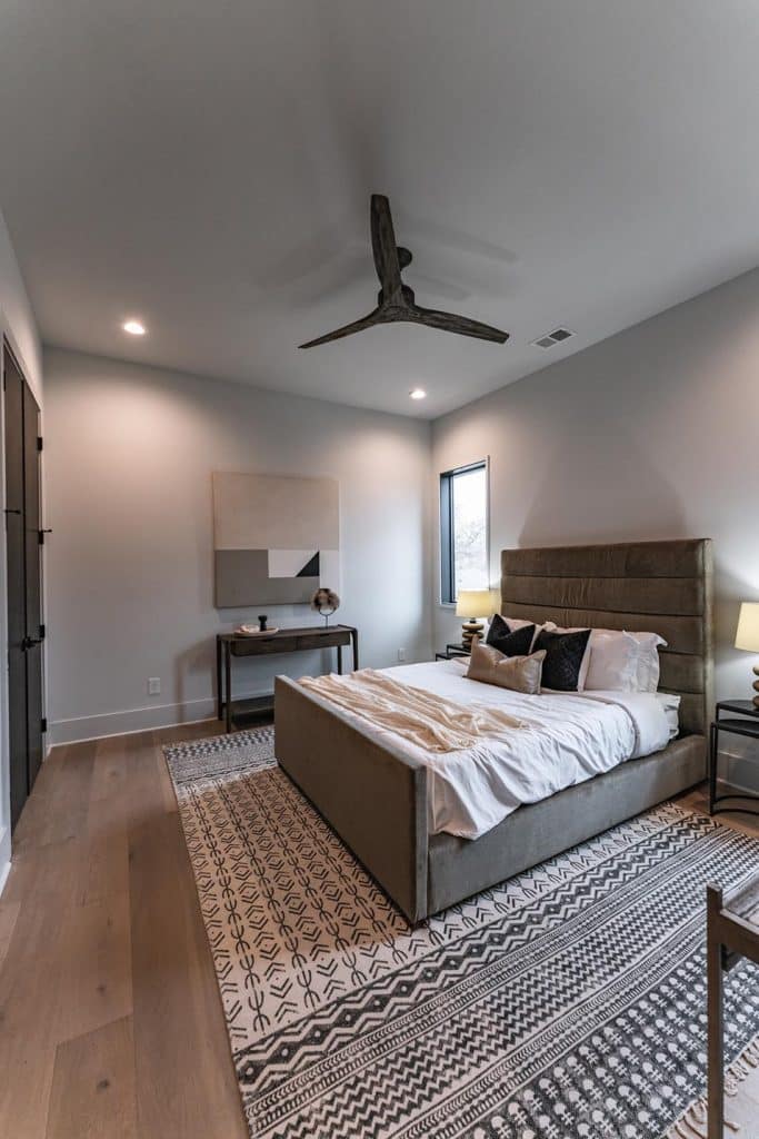 richland-builders-108-46th-ave-095 Richland Builders 108 46th Avenue North