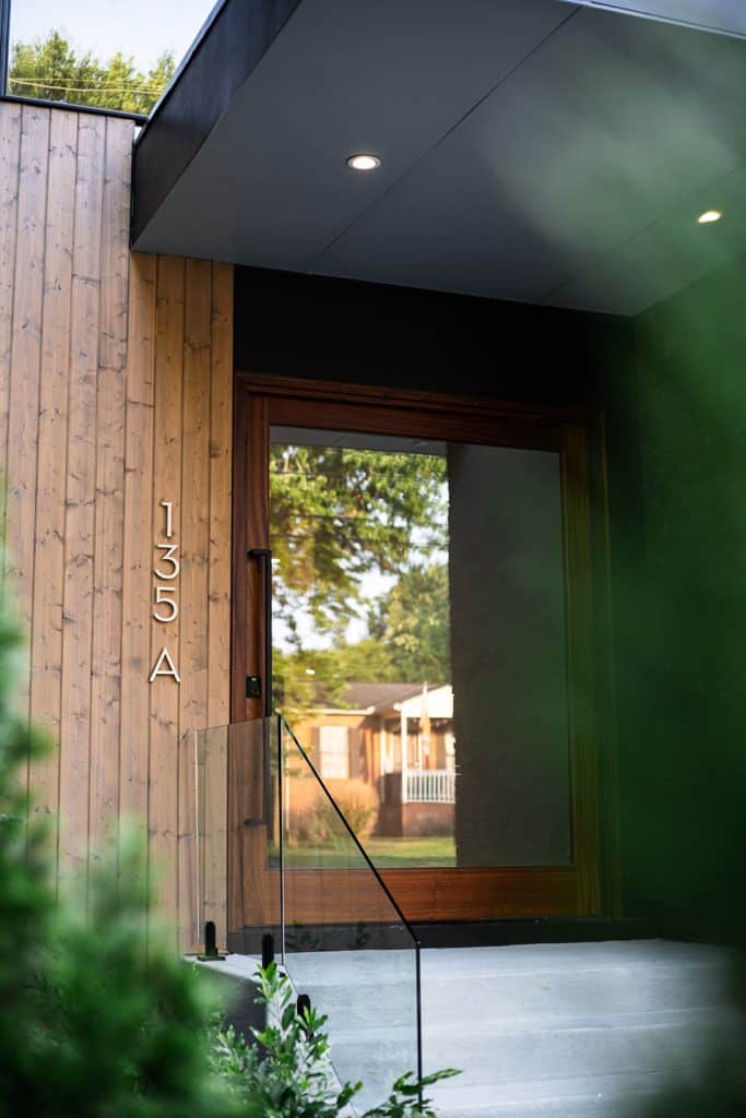 135-a-39th-ave-n-001