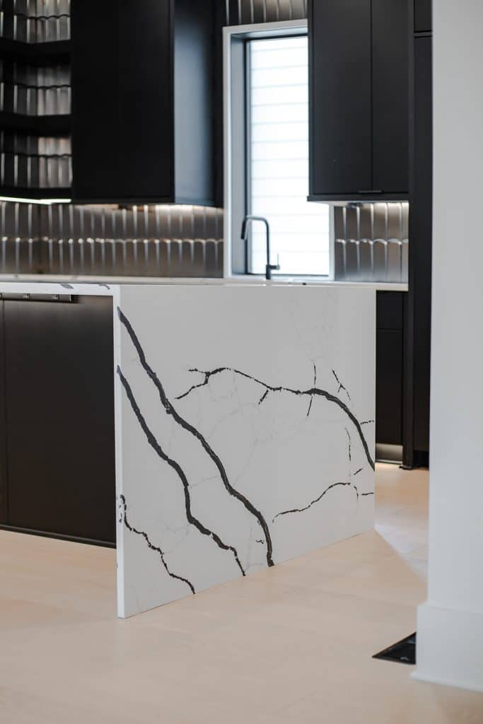 135-a-39th-ave-n-028