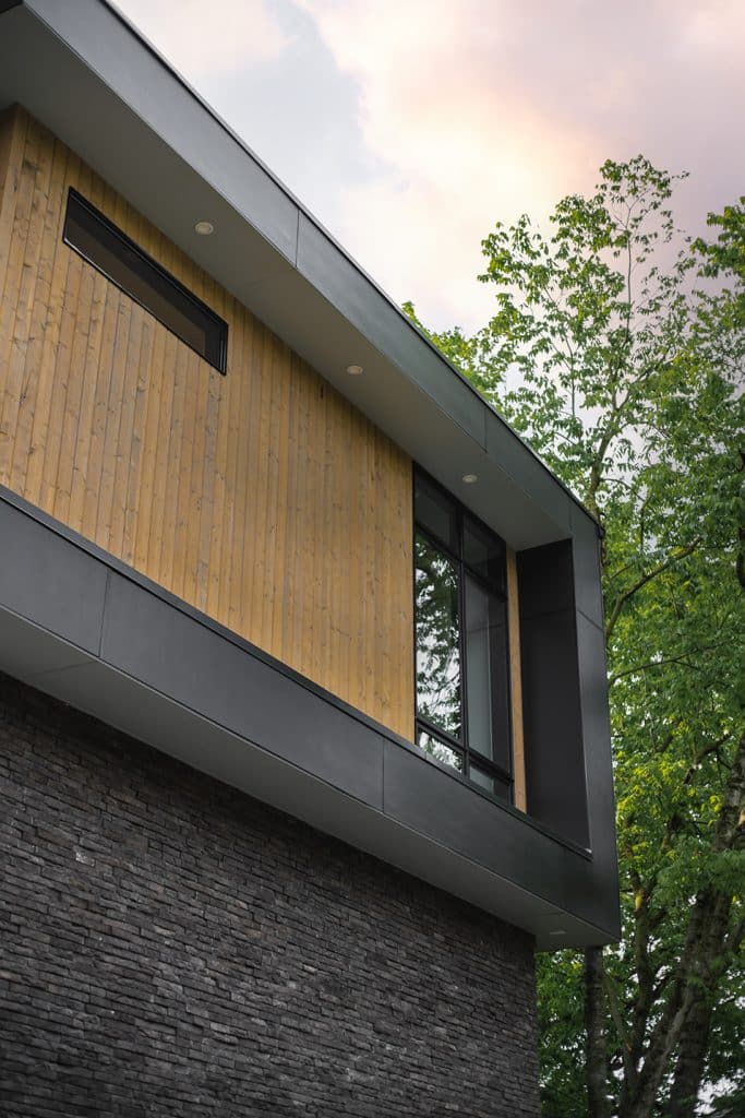 135-b-39th-ave-n-003