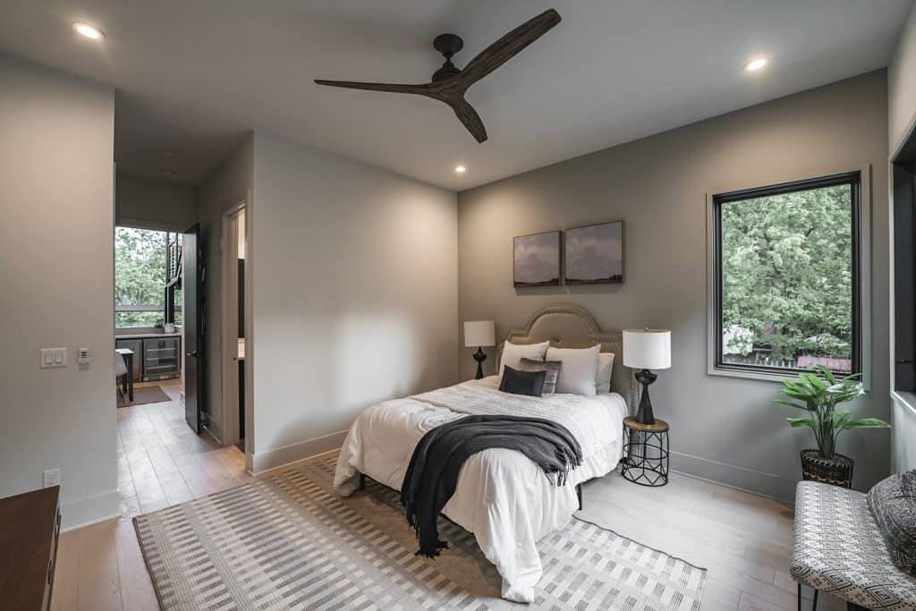 135-b-39th-ave-n-050