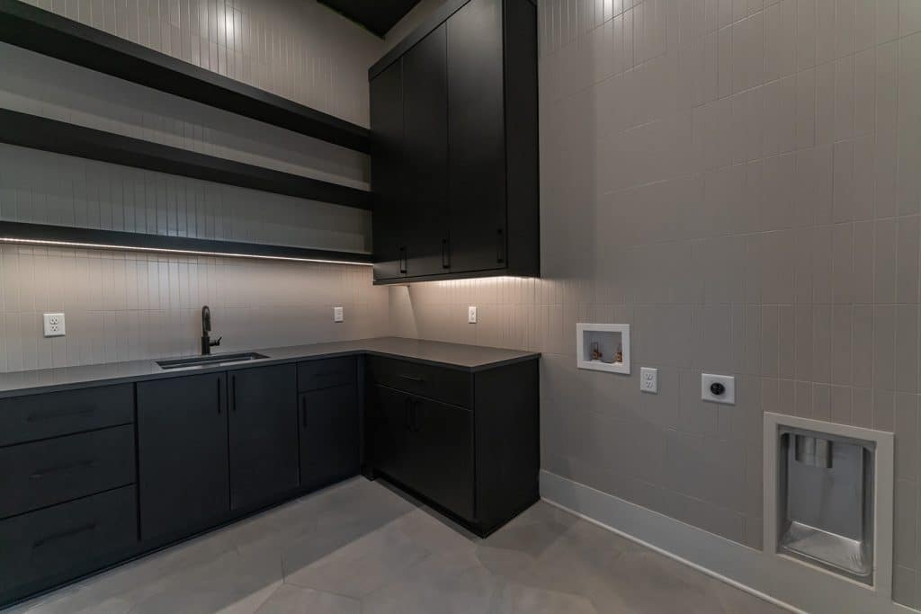 3810a-harding-place-122