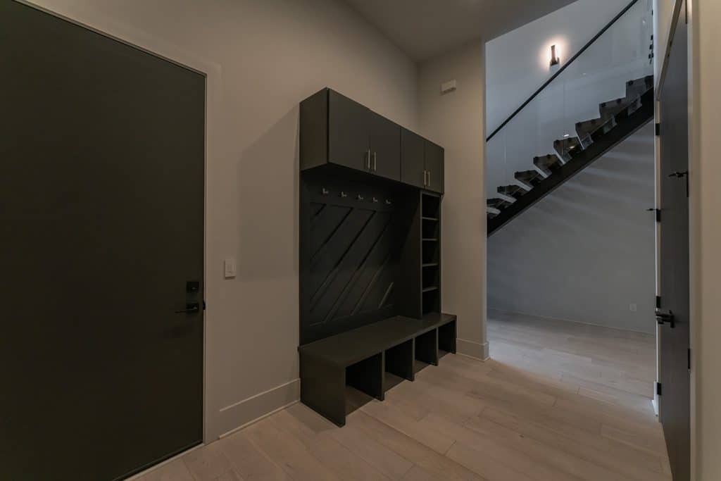 3810a-harding-place-124