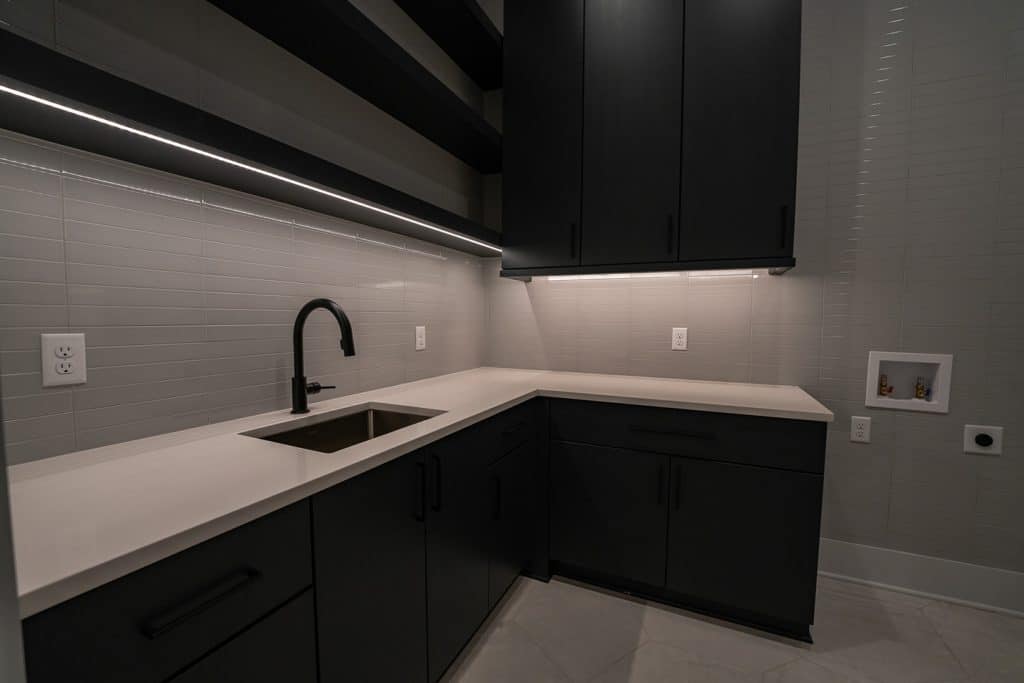 3810b-harding-place-100