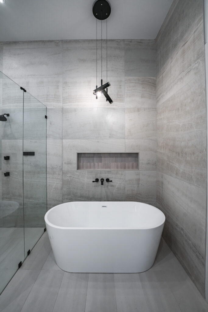 2028B Overhill Dr - By Rainer Schuertzmann-083